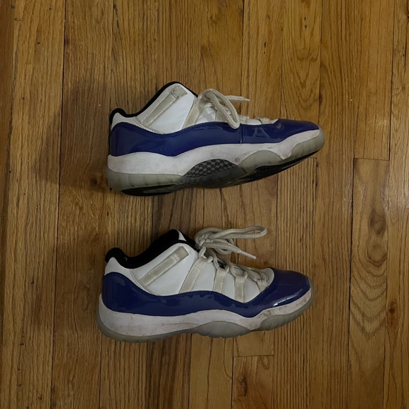Wmns air jordan 11 Retro Low 'Concord sketch' - Picture 2 of 5
